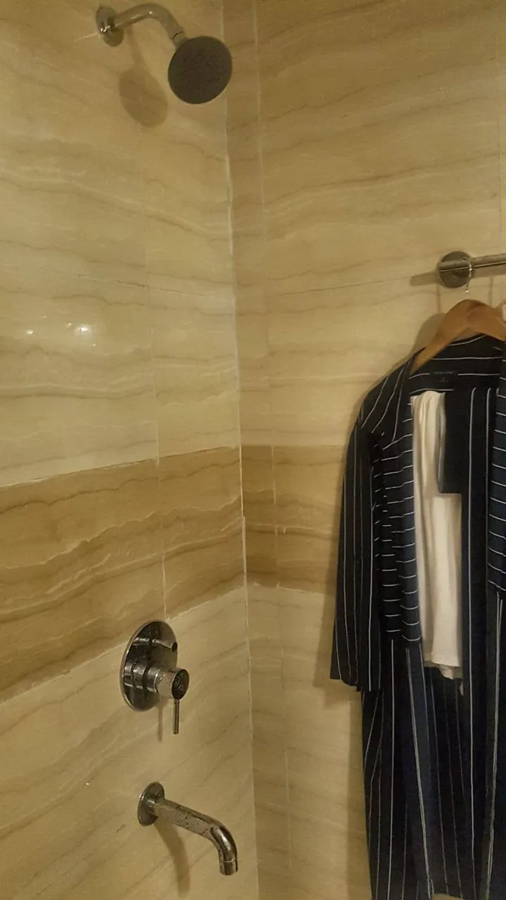 Fully Furnished Private Room in 3 BHK Flat for Rent, Sector 75 Noida – Bathrooms