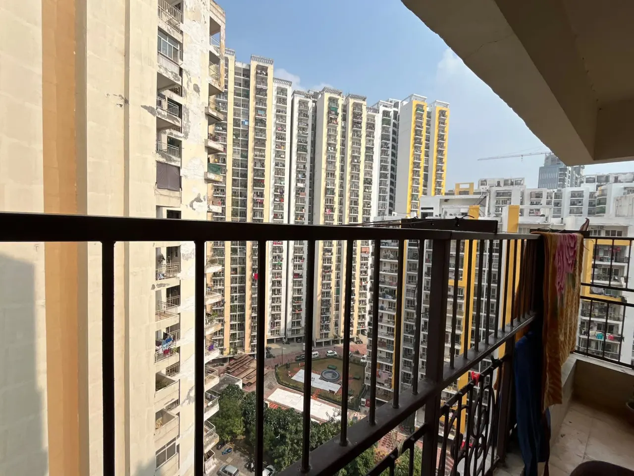 Fully Furnished Private Room for Female Flatmate in Supertech Ecovillage 2 – Exterior view
